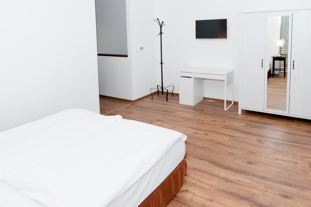 Villa Ladoven Luxusny Apartman 124M2 Martin Exterior foto