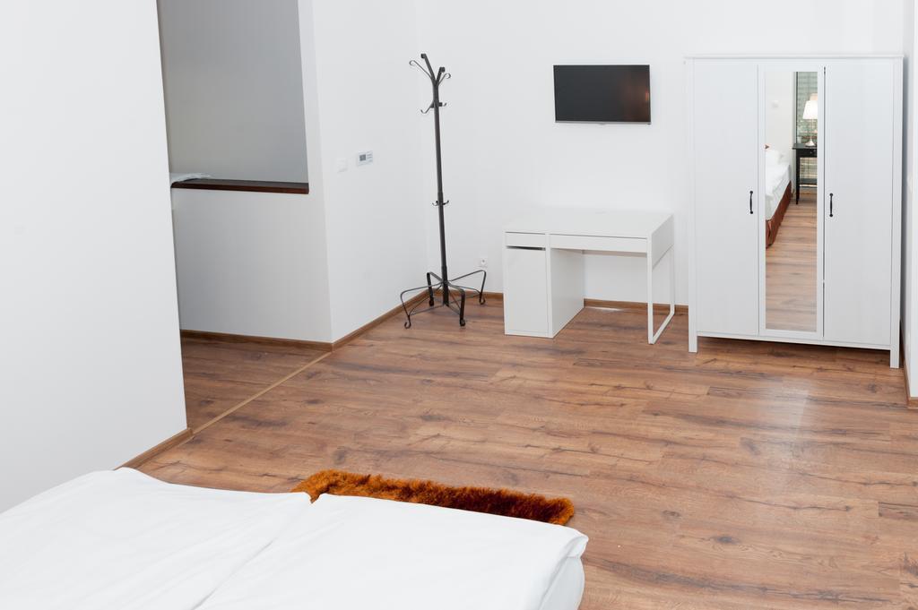 Villa Ladoven Luxusny Apartman 124M2 Martin Exterior foto
