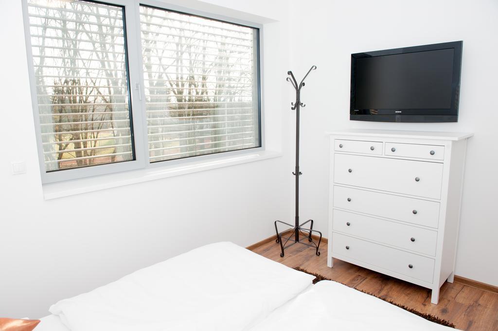 Villa Ladoven Luxusny Apartman 124M2 Martin Exterior foto
